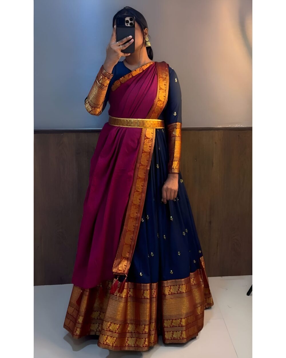 Traditional gowns - Image 2