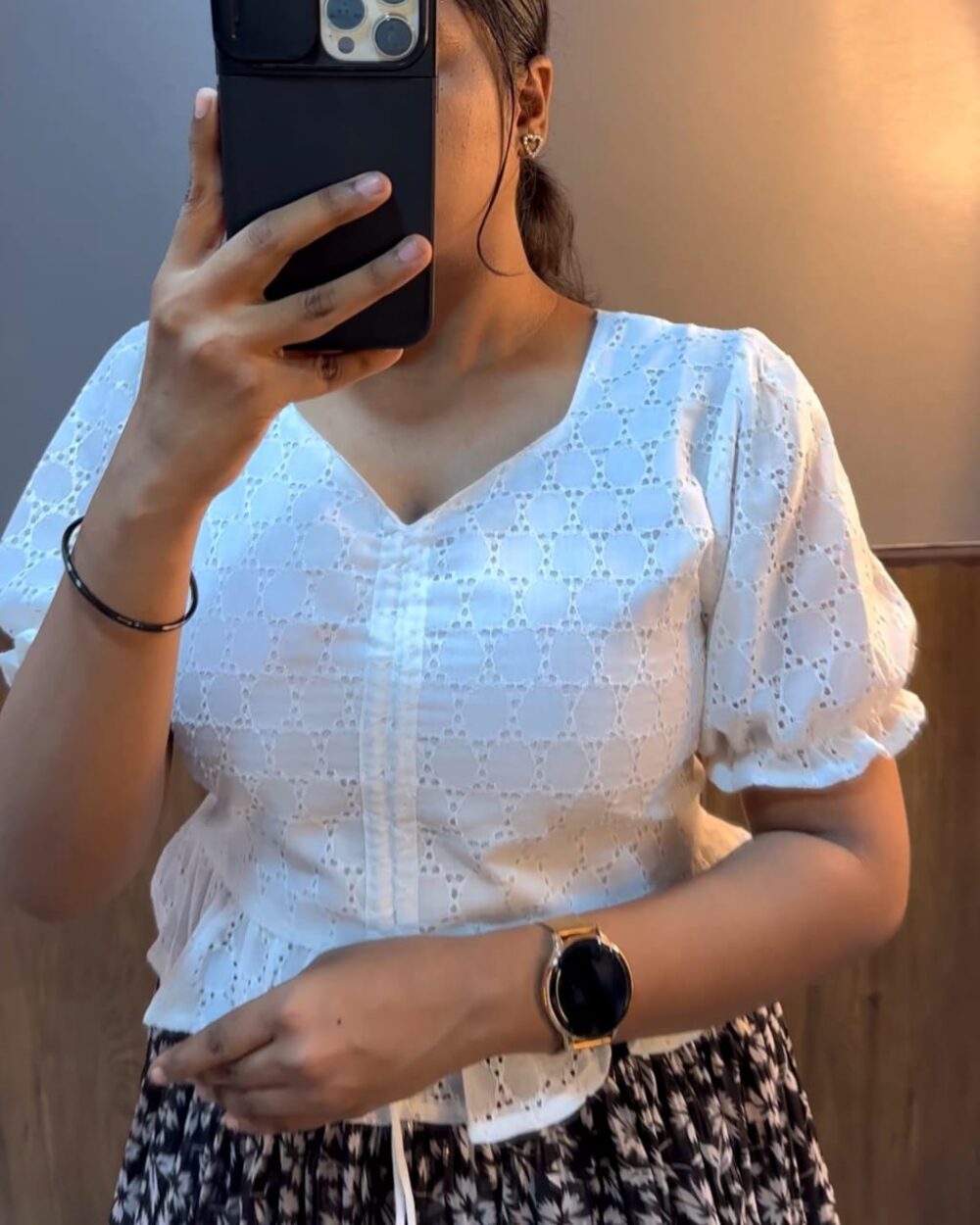 A Hakoba top + skirt - Image 2