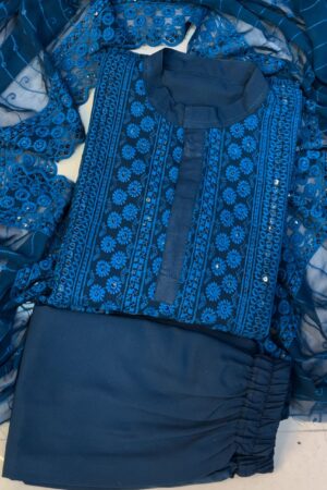 Chikankari kurti