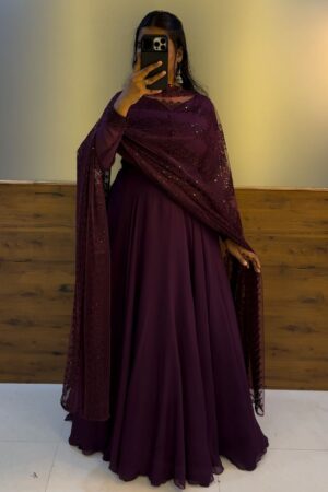 1 Pongal Gown wine